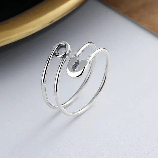 Elegantly Designed Adjustable Silver Ring with Innovative Clip - Meloy