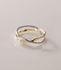 Elegant Gold and Silver Ring with Refined Pearls - Isabelle
