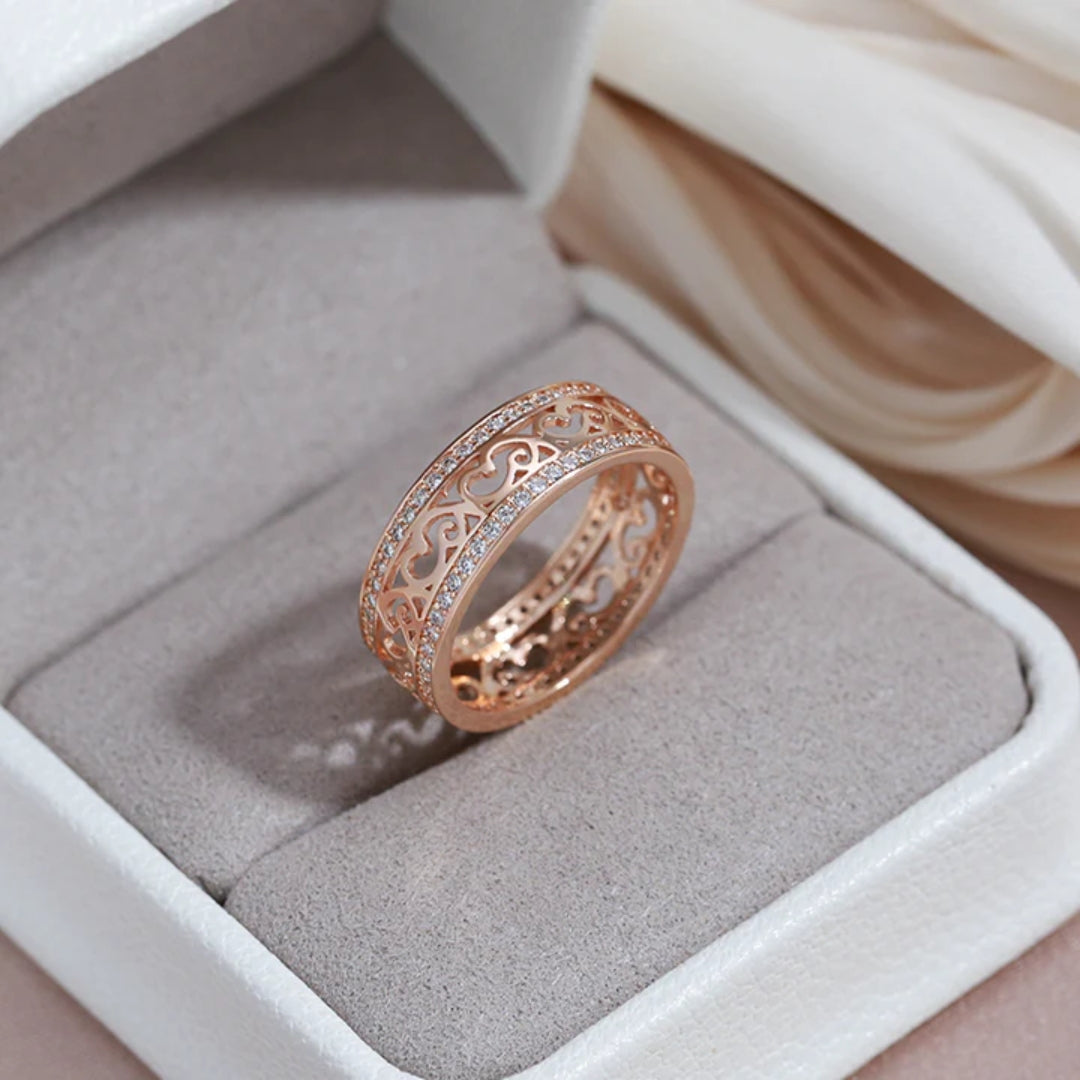 Elegant ivy ring set with sparkling zirconia - Tania