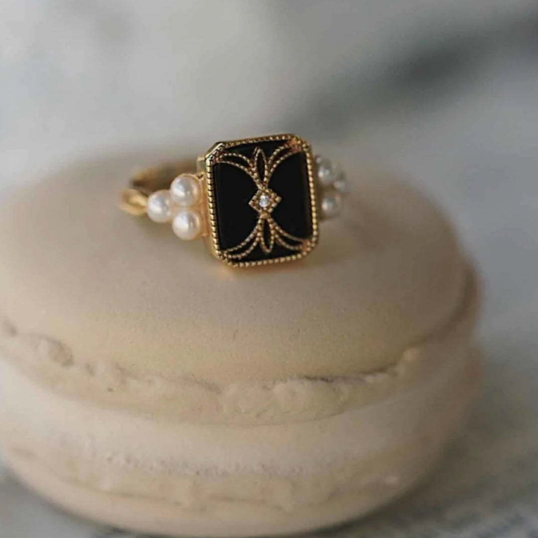 Adjustable Gold Ring with Black Opal and Refined Pearls - Calder