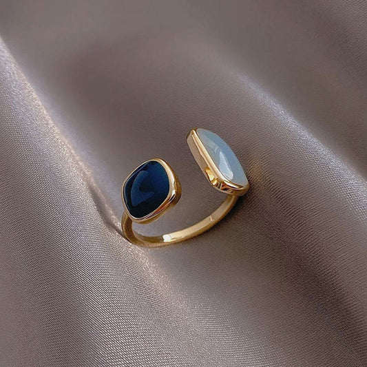 Elegant and bewitching aquamarine ring - Lia