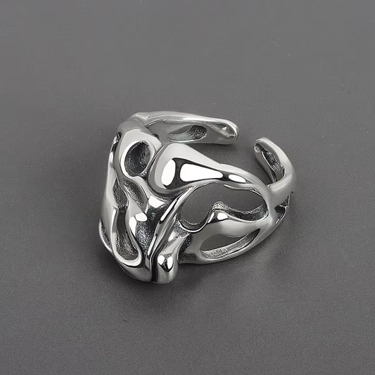 Silver-plated ring with a unique, irregular design - Altman