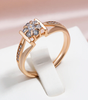 Elegant ring in sparkling gold-plated zirconium - Catherine