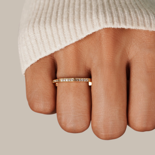 Sophisticated ring adorned with sparkling zirconium - Nolwenn